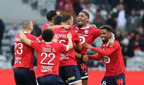 布拉格斯拉維亞：歐冠逆襲路上的不屈斗士